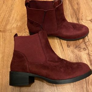 STREETWEAR SOCIETY Urban Planet Booties (Size 7)